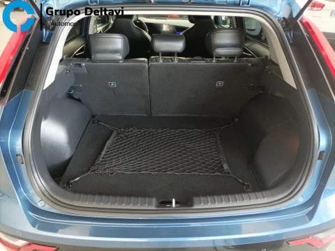 Kia Niro 1.6 GDi PHEV 104kW (141CV) Drive