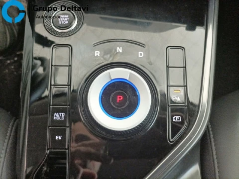 Kia Niro 1.6 GDi PHEV 104kW (141CV) Drive