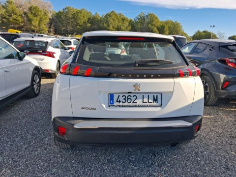 Peugeot 2008 Active BlueHDI 81kW (110CV)