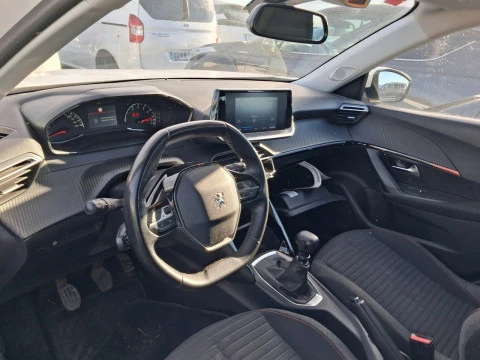 Peugeot 2008 Active BlueHDI 81kW (110CV)