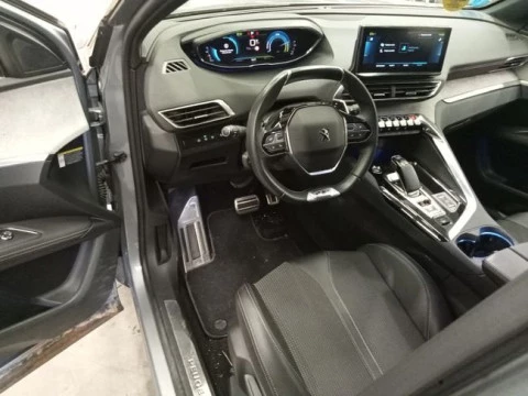 Peugeot 3008 Hybrid 300 e-EAT8 GT