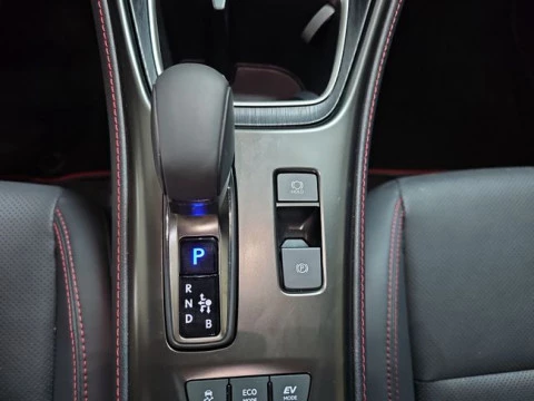 Lexus LBX 1.5 136cv HEV Emotion+