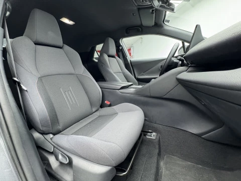 Toyota C-HR 1.8 Advance Hybrid 140
