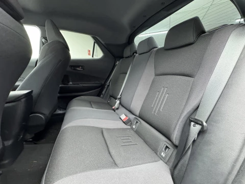 Toyota C-HR 1.8 Advance Hybrid 140