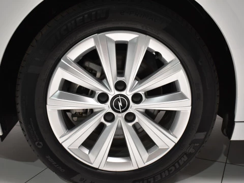 Opel Astra 1.2T XHL 81kW (110CV) Edition