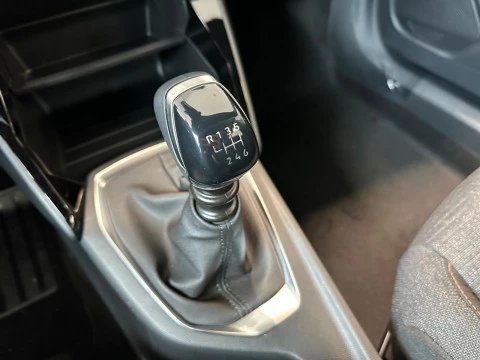 Peugeot 2008 Style Gasolina 100 S&S 6 Vel. MAN