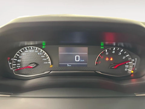 Peugeot 2008 Style Gasolina 100 S&S 6 Vel. MAN