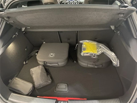 Mercedes-Benz Clase A 250 e con tecnología híbrida EQ