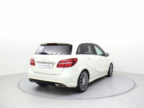 Mercedes-Benz Clase B B 200 D SPORT AMG 136 5P