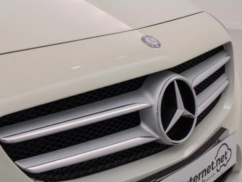 Mercedes-Benz Clase B B 200 D SPORT AMG 136 5P