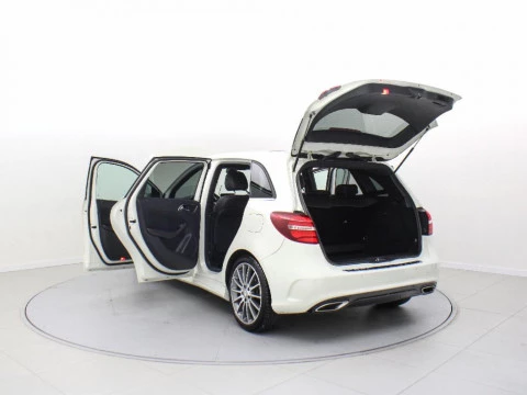 Mercedes-Benz Clase B B 200 D SPORT AMG 136 5P