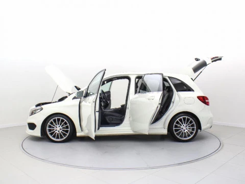 Mercedes-Benz Clase B B 200 D SPORT AMG 136 5P