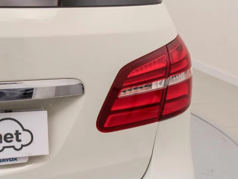 Mercedes-Benz Clase B B 200 D SPORT AMG 136 5P