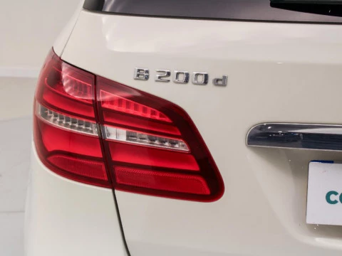 Mercedes-Benz Clase B B 200 D SPORT AMG 136 5P