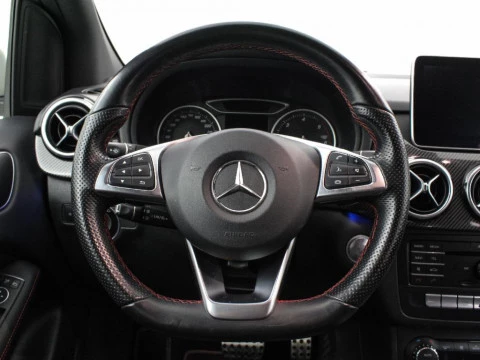 Mercedes-Benz Clase B B 200 D SPORT AMG 136 5P