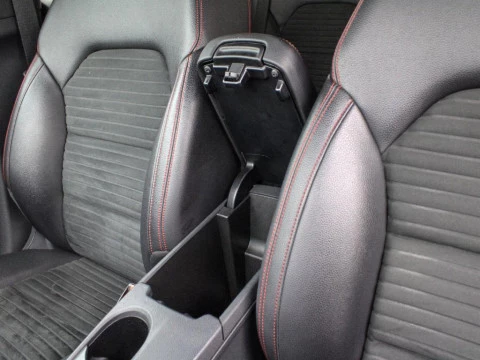 Mercedes-Benz Clase B B 200 D SPORT AMG 136 5P