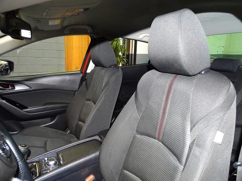 Mazda3 2.0 GE 88kW (120CV) MT Luxury