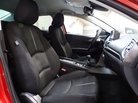 Mazda3 2.0 GE 88kW (120CV) MT Luxury