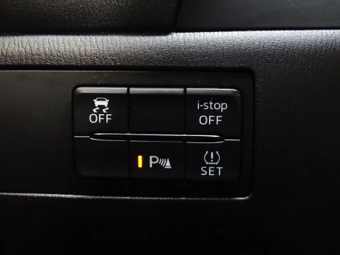 Mazda3 2.0 GE 88kW (120CV) MT Luxury