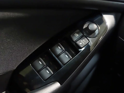 Mazda3 2.0 GE 88kW (120CV) MT Luxury