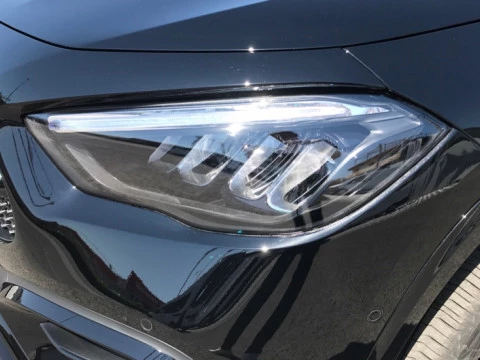 Mercedes-Benz GLA  200 d