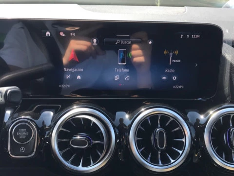 Mercedes-Benz GLA  200 d