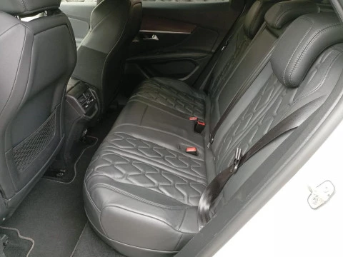 Peugeot 3008 Hybrid 300 e-EAT8 GT Pack