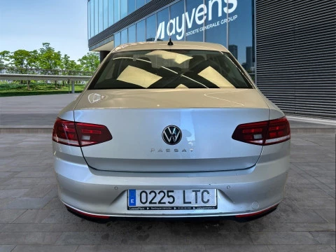 Volkswagen Passat Business 2.0 TDI 110kW (150CV)