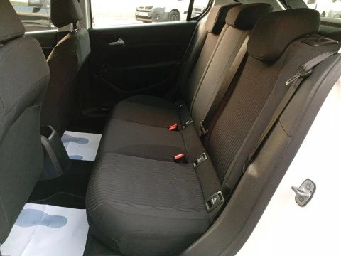 Peugeot 308 5P Access BlueHDi 100 6 Vel. MAN