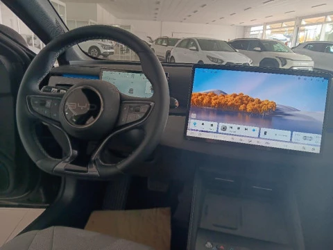 BYD SEAL 6 DM-I fam. 1.5 DM-I COMFORT 5P