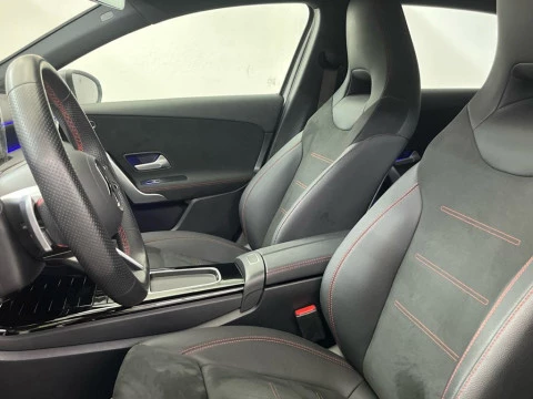 Mercedes-Benz Clase A 200 d Compacto