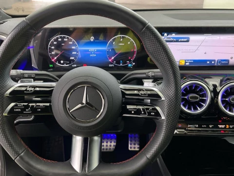 Mercedes-Benz Clase A 200 d Compacto