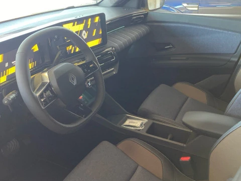 Renault 5 E-Tech   Techno autonomia confort 110 kW