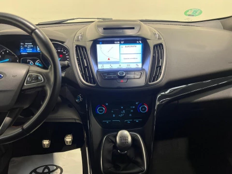 Ford Kuga 1.5 EcoBoost 110kW 4x2 ST-Line