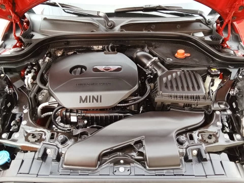 MINI Cooper 100 kW (136 CV)