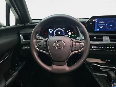 Lexus UX 2.0 300h UX Plus