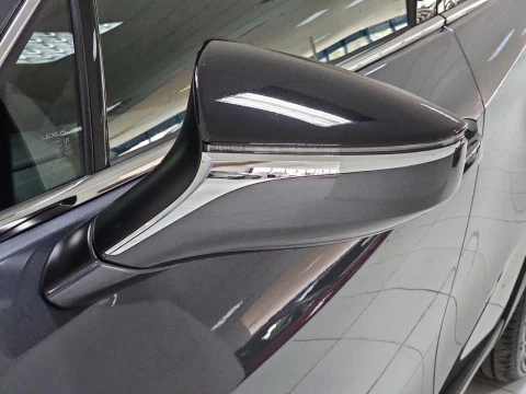 Lexus UX 2.0 300h UX Plus