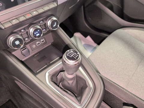 Mitsubishi Colt 100T Motion