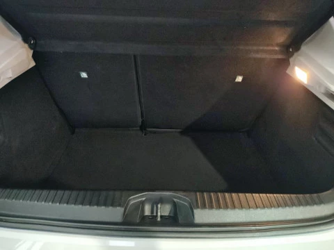 Renault Clio Authentic SCe 49 kW (67CV)