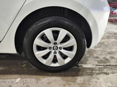 Renault Clio Authentic SCe 49 kW (67CV)