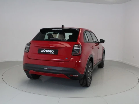 Fiat 600 BEV RED 115KW 156 5P