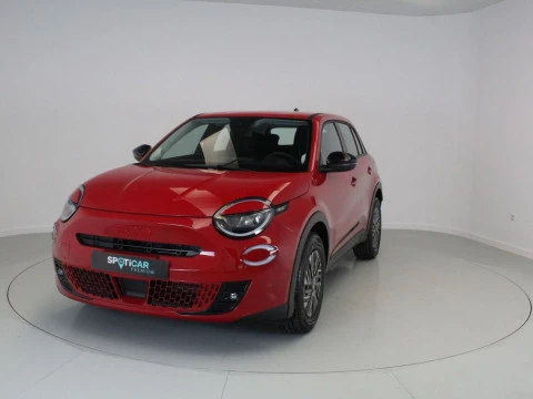 Fiat 600 BEV RED 115KW 156 5P