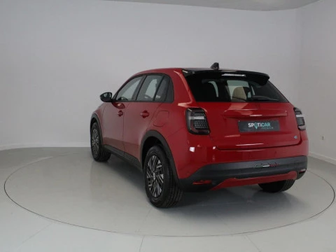 Fiat 600 BEV RED 115KW 156 5P