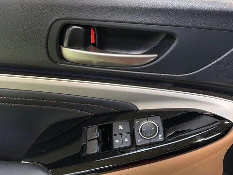 Lexus RC 300h Executive Navigation 164 kW (223 CV)