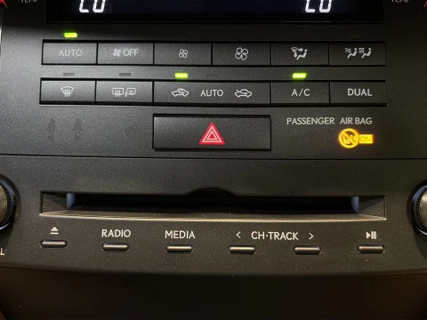 Lexus RC 300h Executive Navigation 164 kW (223 CV)