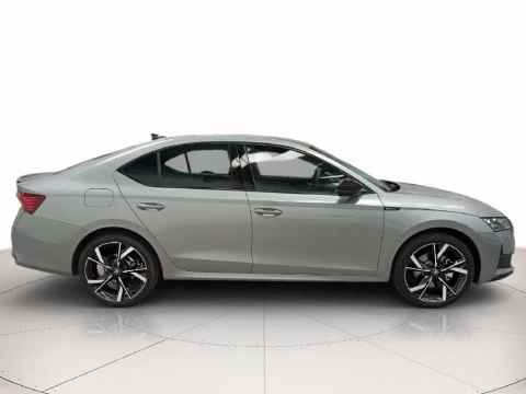 Skoda Octavia OCTAVIA SPORTLINE 1,5 TSI M-HEV 110 KW (150 CV) DSG 7 VEL.