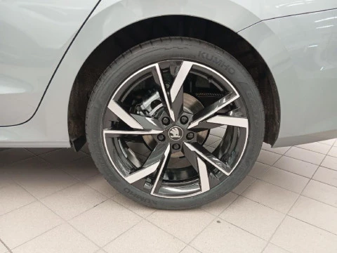 Skoda Octavia OCTAVIA SPORTLINE 1,5 TSI M-HEV 110 KW (150 CV) DSG 7 VEL.