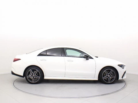 Mercedes-Benz CLA 220D