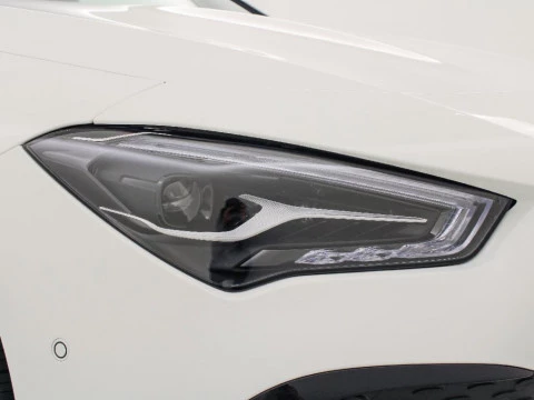 Mercedes-Benz CLA 220D