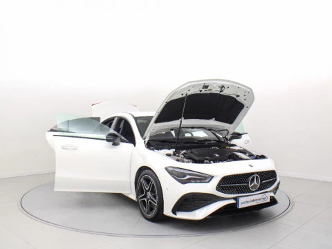 Mercedes-Benz CLA 220D